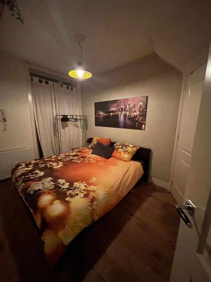 Cozy Amsterdam Apartment 0*,  Netherlands